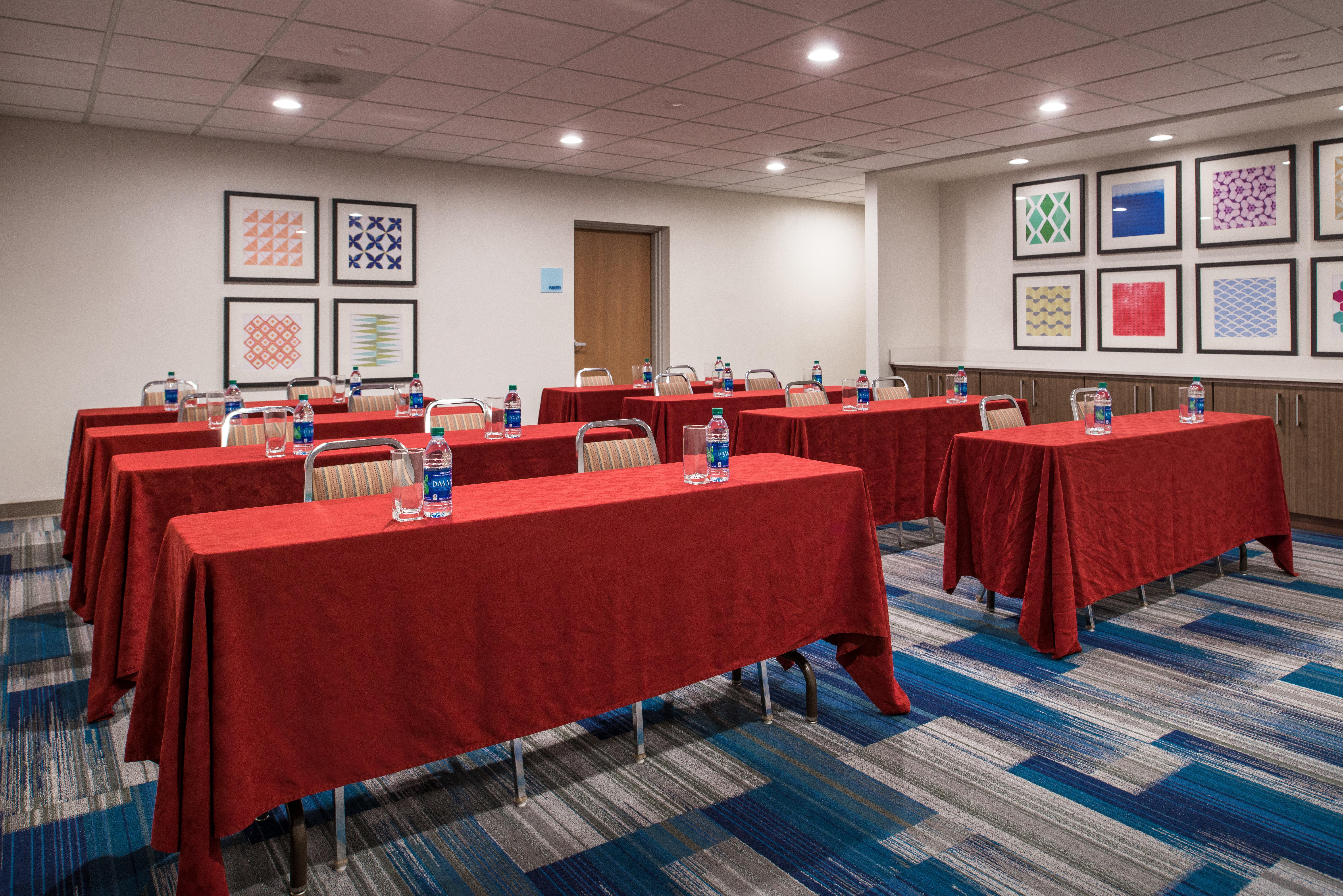 Holiday Inn Express Hotel & Suites Tampa-Anderson Road-Veterans Exp By Ihg West Chase Εξωτερικό φωτογραφία